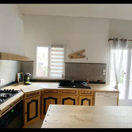 Maison La Familia 펜션 생트마리라메르